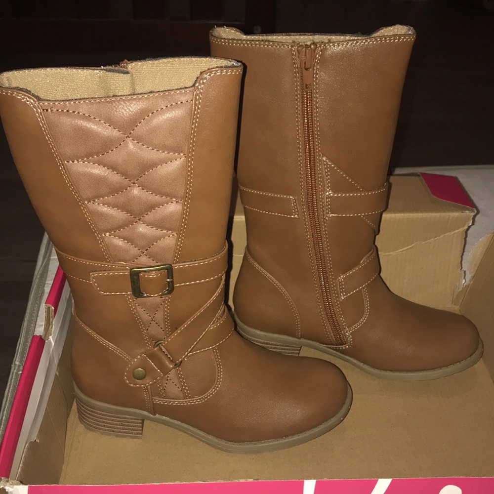 Celia Girls Boots